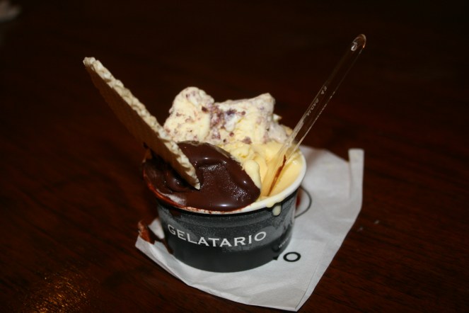 9FC7B6F2-3DB2-4AF0-91B0-48451E9082DA